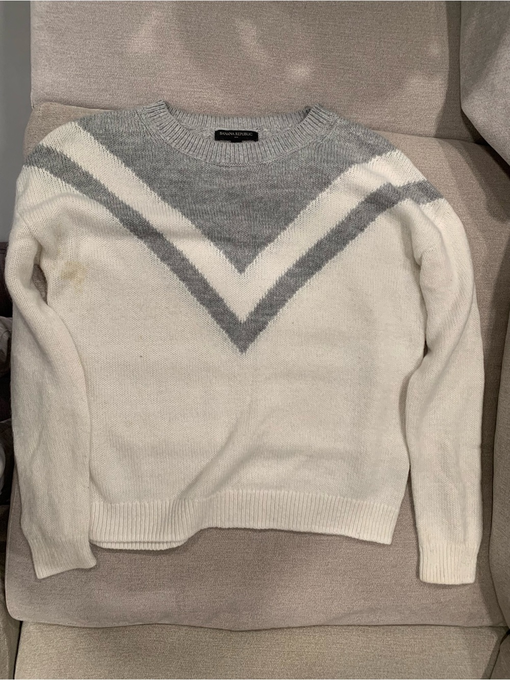 Banana Republic Cream and Gray Chevron Crew Sweater